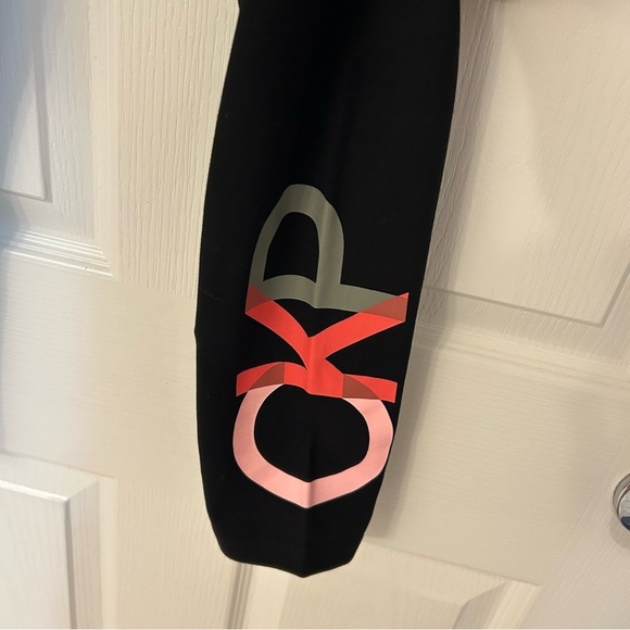 Calvin Klein Performance Stretch High Waist 7/8 legging in Black/Pink Size M - Picture 5 of 7